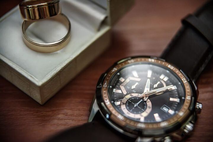Luxury Watches Knowledge: Materials, Metals, and Finishing Methods